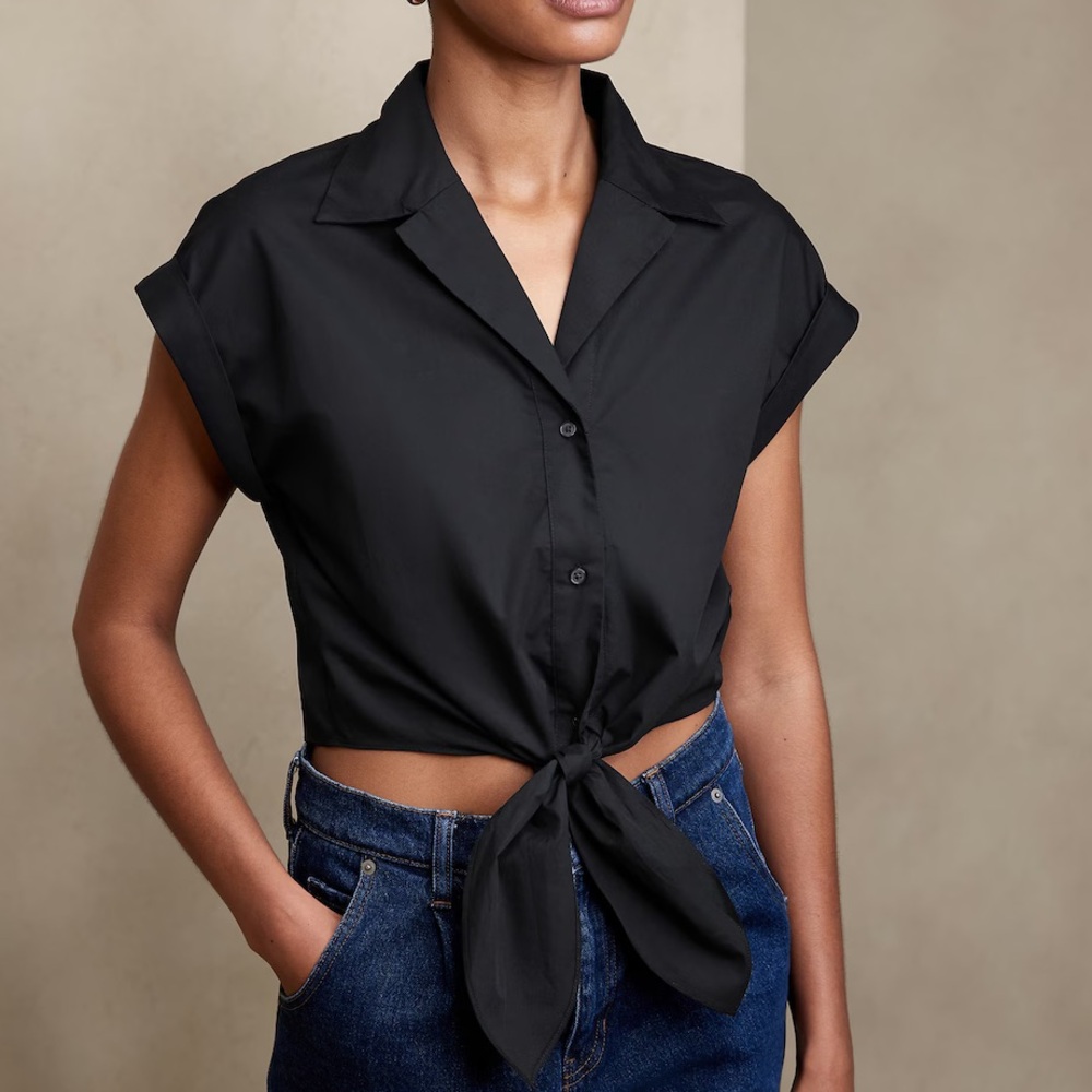 Banana Republic Tie Front Cropped Top Medium